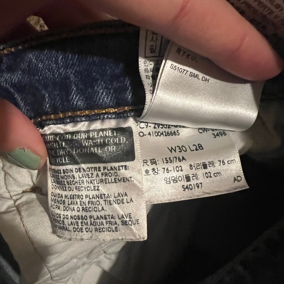 NWOT Dark Wash Levi’s 501 Jeans - Picture 4 of 4